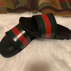 GUCCI Rubber Slide Sandal